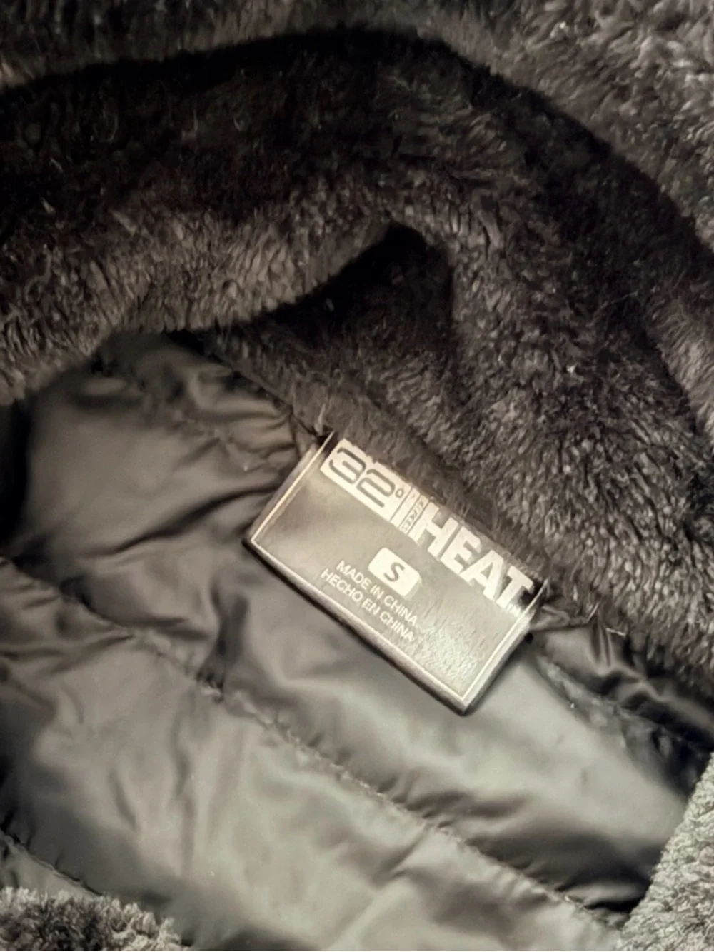 32 Degrees Heat Mixed Media Plush Quilted Jacket - Picture 4 of 6